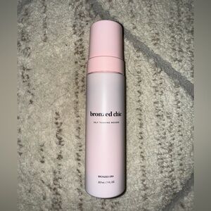 Bronzed Chic self tanner